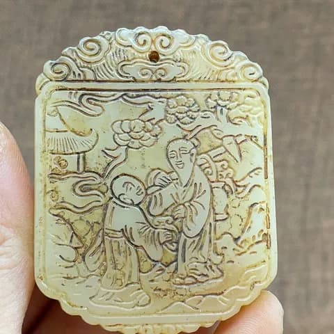 Faux-Jade Crab Ornament