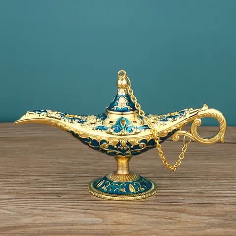 Vintage-Style Aladdin Lamp Ornament image 3
