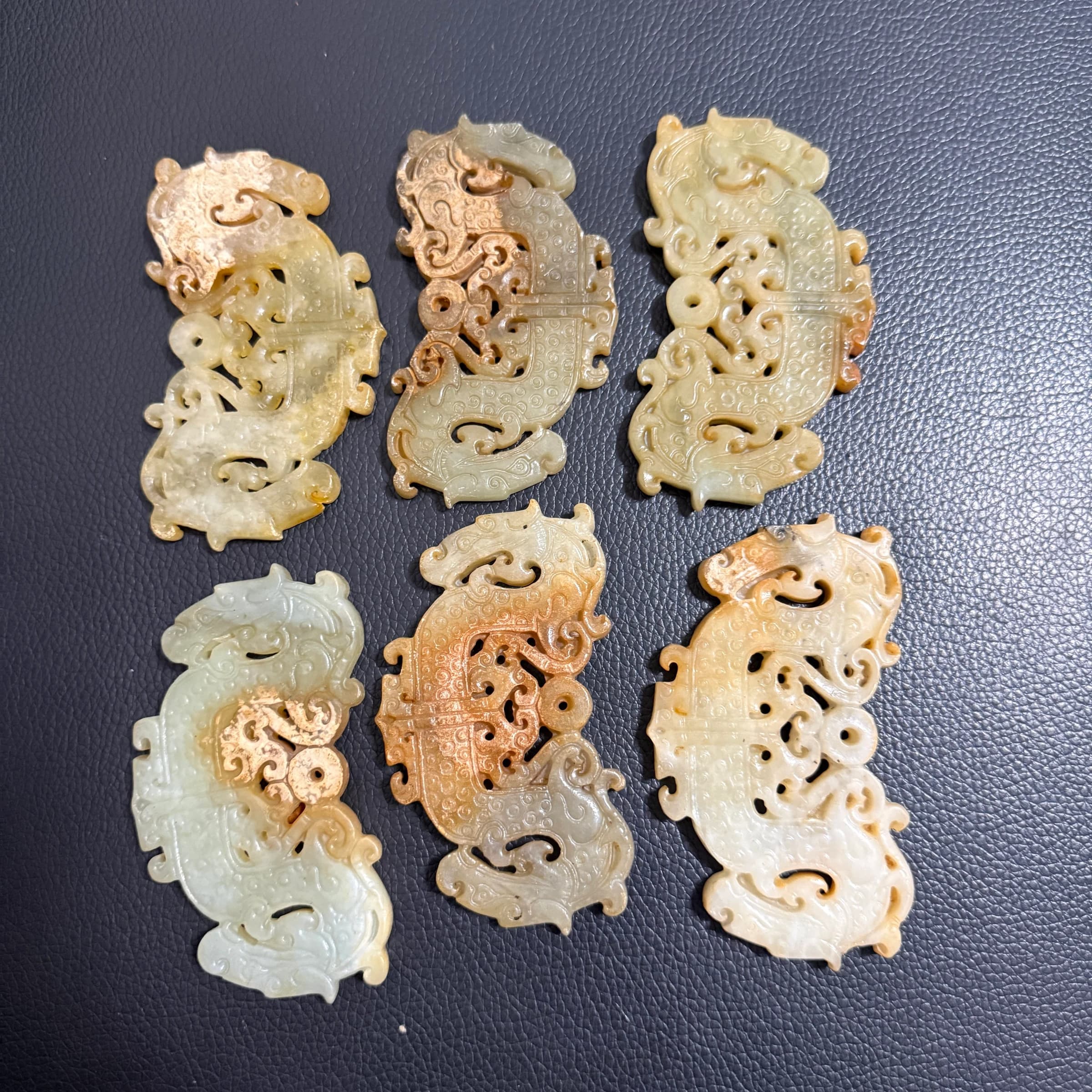 Xiuyan Jade Huang Pendant Ornament