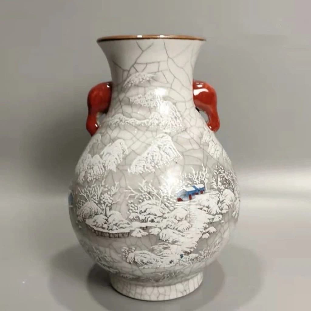 Famille-Rose Crackle-Glaze Snow-Scene Elephant-Handle Cylinder Ornament