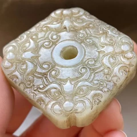 Antique-Style Xiuyan Jade Mythical Beast Pendant