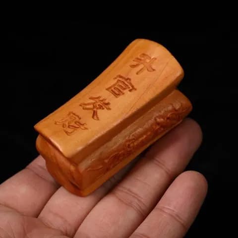 Thuja Wood Chinese Cabbage Hand Piece image 2