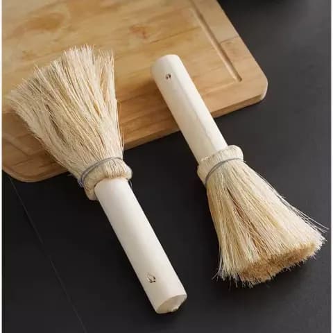Coconut-Fiber Long-Handled Pot Brush
