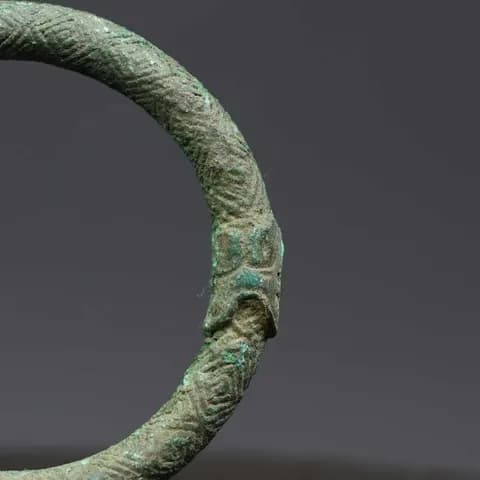 Copper Rope-Pattern Ring Coin image 2