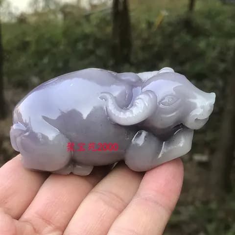 Smoky Purple Hetian Jade Ox Hand Piece image 2
