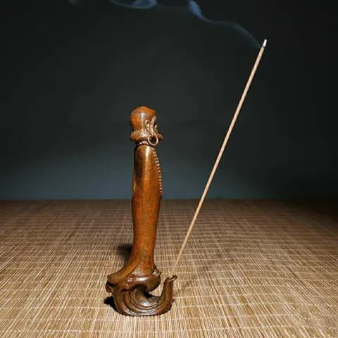 Copper Bodhidharma Statue Ornament image 3