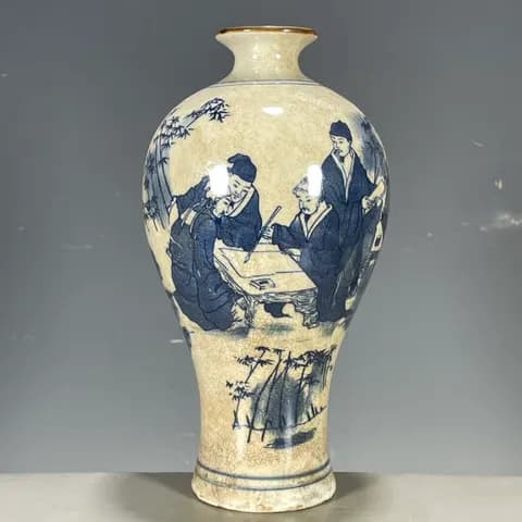 Antique-Style Blue-and-White Crackle-Glaze Meiping Vase with Figural Scene image 3
