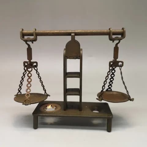 Antique-Style Brass Balance Scale Ornament image 2