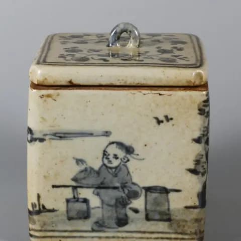 Blue-and-White Square Covered Jar