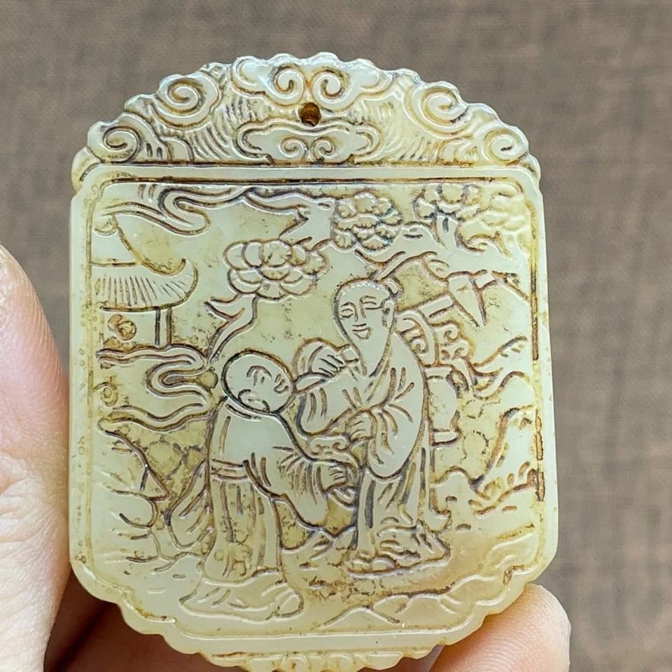 Faux-Jade Crab Ornament