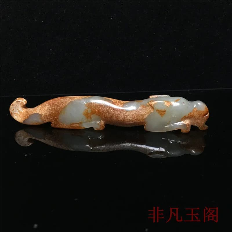 Xiuyan Jade Mythical Beast Brush Rest