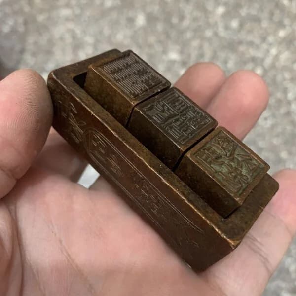 Antique-Style Copper-Alloy Triple Nested Seal