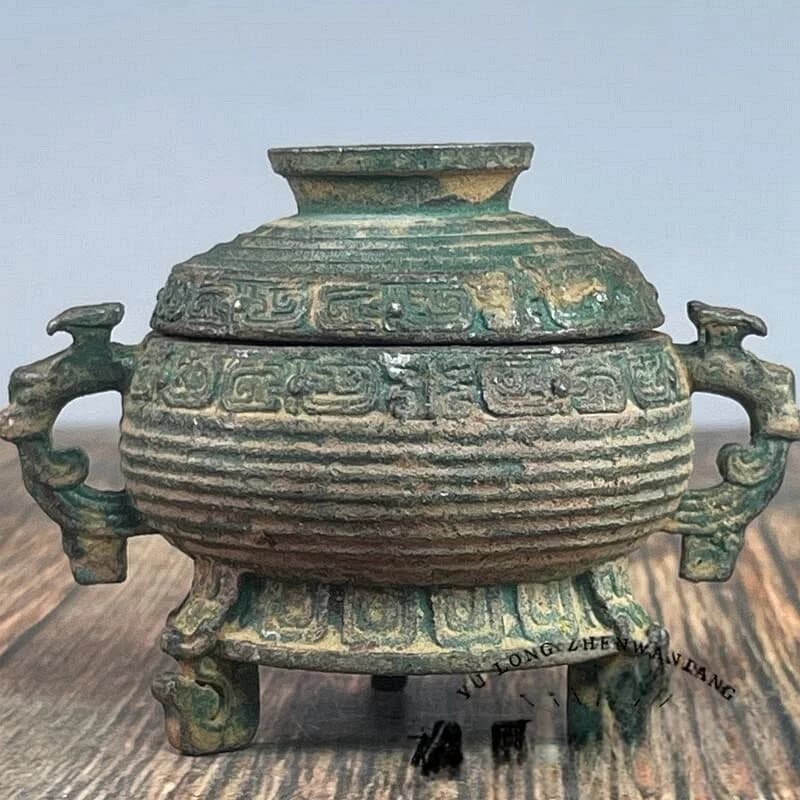 Bronze-Alloy Verdigris Three-Legged Incense Burner