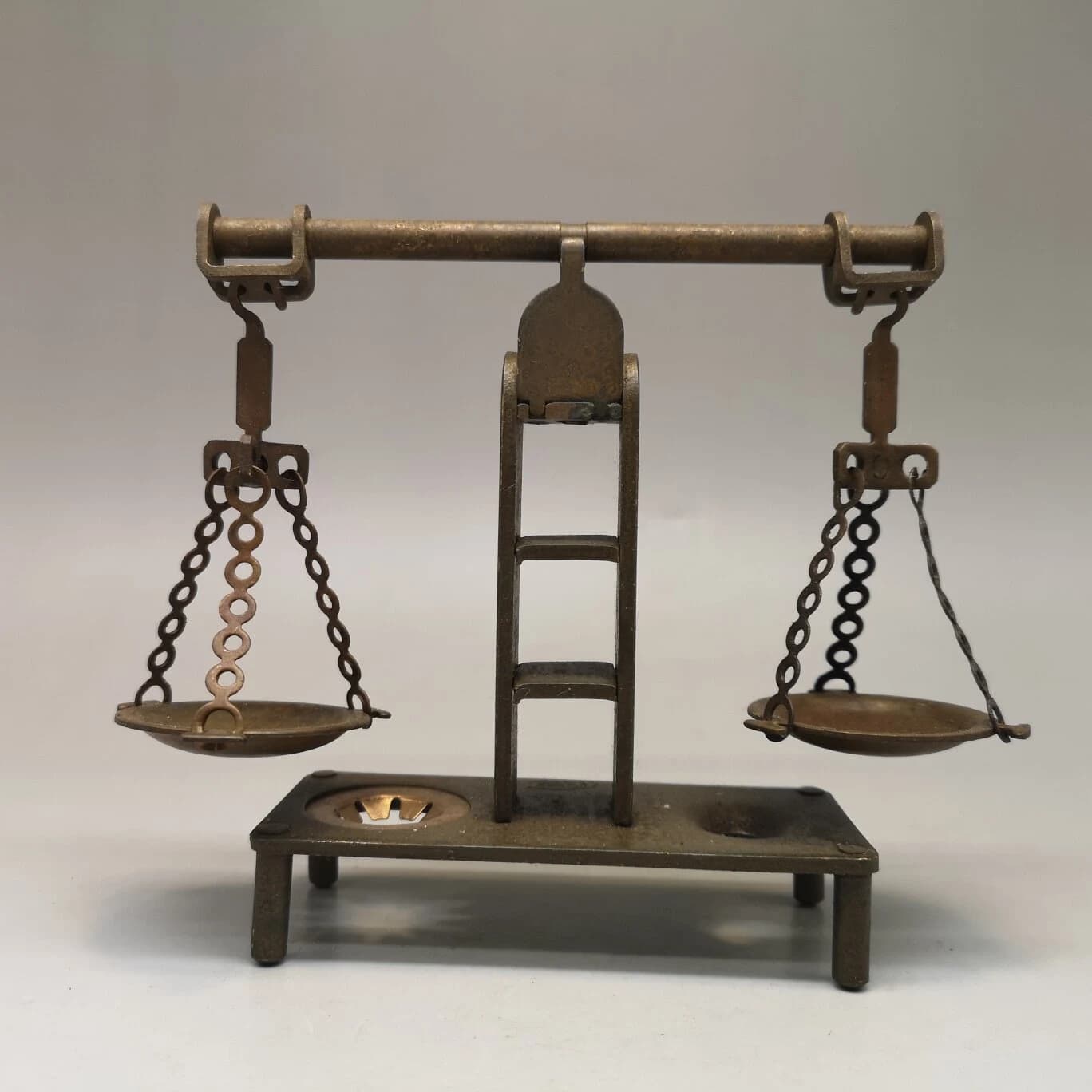 Antique-Style Brass Balance Scale Ornament